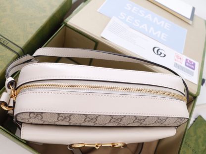 Gucci classic modern stylish crossbody bag - Image 4