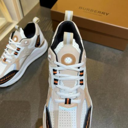 Burberry thick-soled sports shoes - Image 4