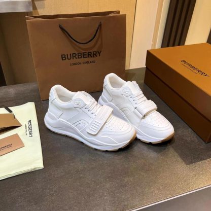 Burberry thick-soled sports shoes - Image 4