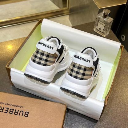 Burberry thick-soled sports shoes - Image 4