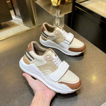 Burberry thick-soled sports shoes - Image 4