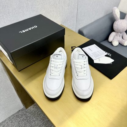 Chanel classic white versatile casual sneakers - Image 4