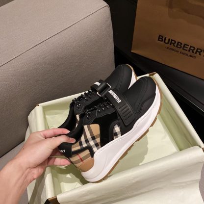 Burberry platform sneakers - Image 4
