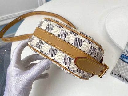 Louis Vuitton M52293 catwalk BOITE CHAPEAU SOUPLE handbag - Image 4