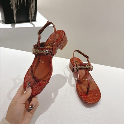 Christian Louboutin red-soled women's thong low-heeled sandals - Image 4