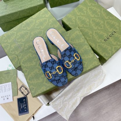 Gucci horsebit shallow design with square toe and three-dimensional square heel slippers - Image 5