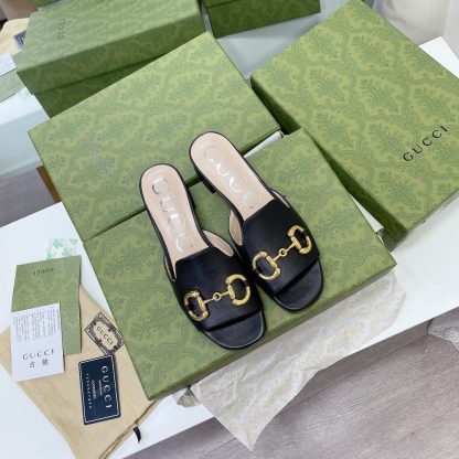 Gucci horsebit shallow design with square toe and three-dimensional square heel slippers - Image 5