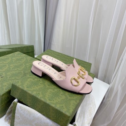 Gucci horsebit shallow design with square toe and three-dimensional square heel slippers - Image 5