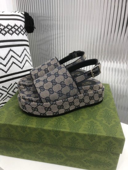 Gucci women's platform sandals - Image 5