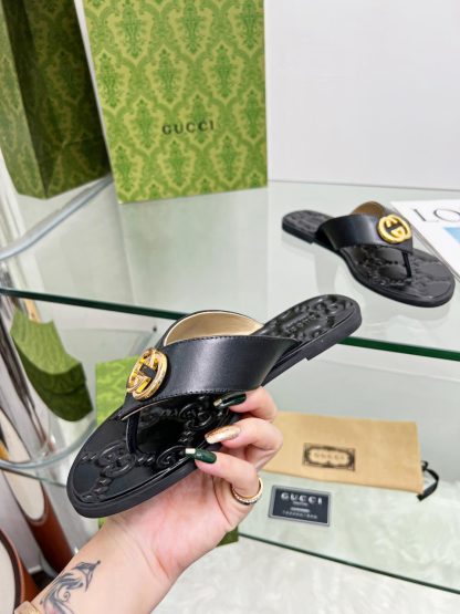 Gucci flat flip flops - Image 4
