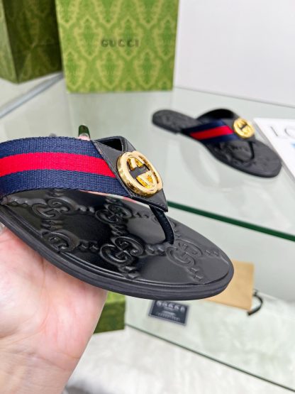Gucci flat flip flops - Image 4