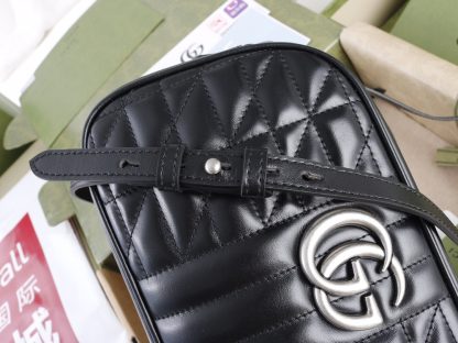 Gucci Shiny Retro Silver Classic Shoulder Bag - Image 4