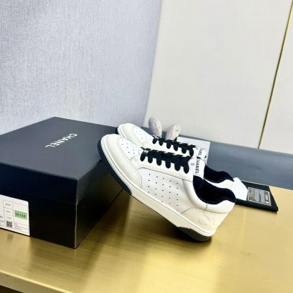 Chanel classic white and black mix and match fashion casual sneakers - Image 4