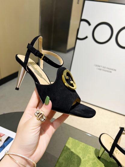 Gucci's classic high-heeled slippers are a must-have for summer - Image 5