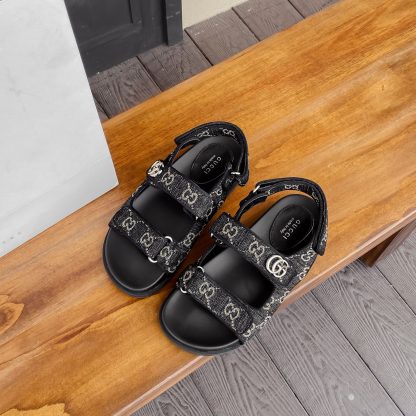 Gucci's new GG sandals - Image 5