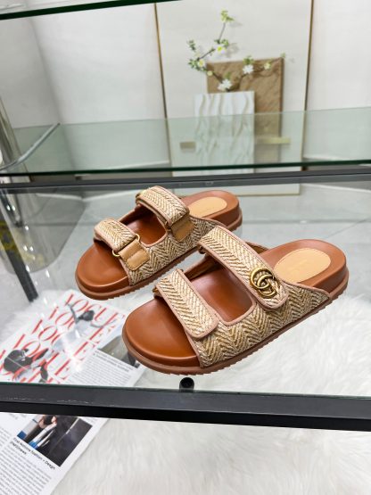 Gucci's new GG sandals - Image 4