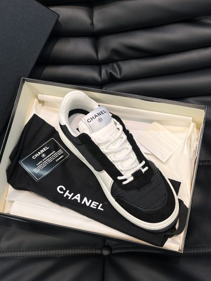Chanel autumn and winter new black and white fashionable cowhide breathable sneakers - Image 4