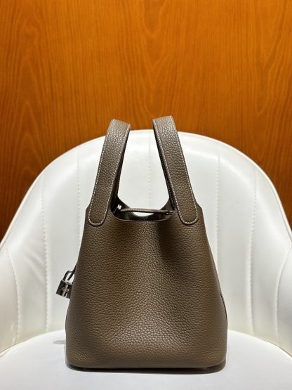 Hermès Elephant Grey Silver Buckle Basket Handbag - Image 4