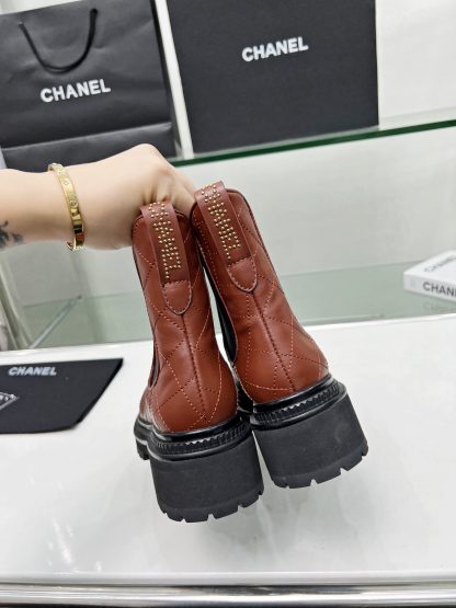 Chanel embroidered thick-soled brown versatile Chelsea boots - Image 4