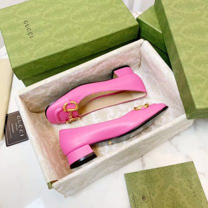 Gucci's new horsebit buckle (same style for shoes and sandals) - Image 4