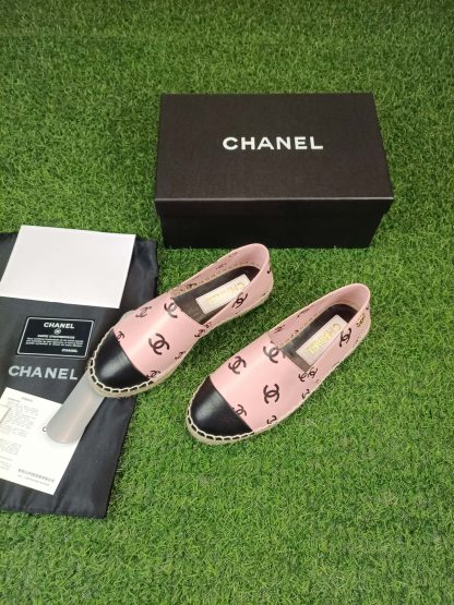 Chanel early spring sunshine light pink black new fisherman shoes - Image 3