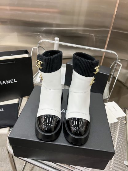 Chanel white autumn and winter leather boots - Image 4