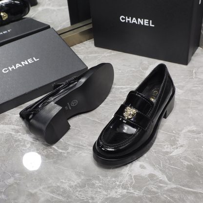 Chanel early spring new love buckle thick heel black loafers heel height 4.5cm - Image 4