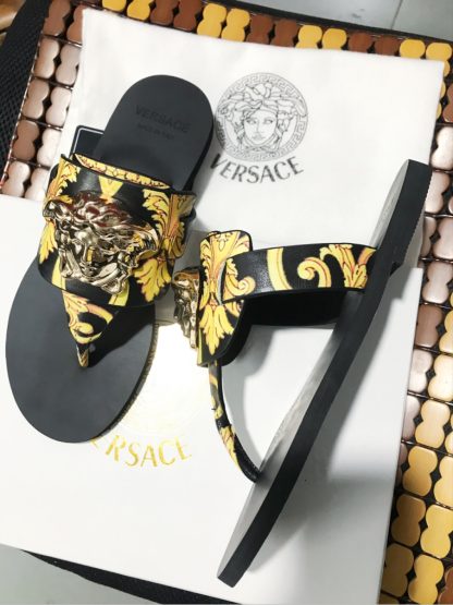 VERSACE thong sandals - Image 4