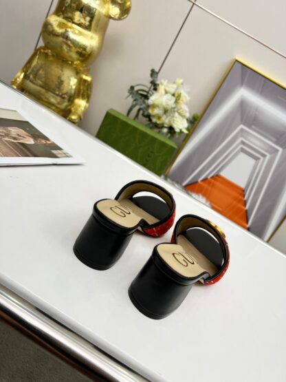 Gucci mid-heel slippers - Image 5