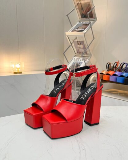 VERSACE SQUARE TOE CHIC HIGH HEELS