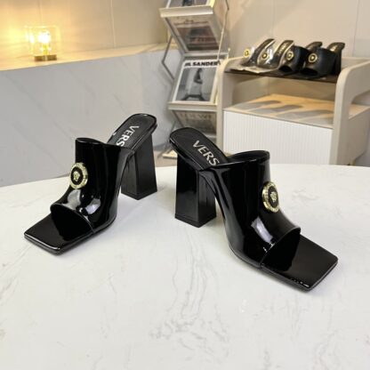 VERSACE shiny patent leather new square toe block heel sandals high heels - Image 4