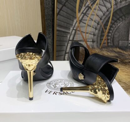 VERSACE Fashion V Buckle High Heels - Image 4