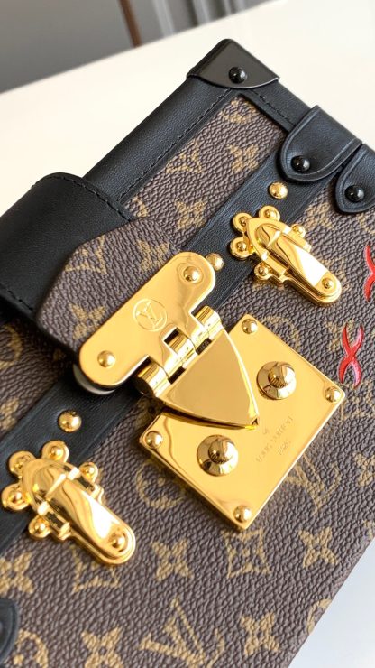 Louis Vuitton PETITE MALLE Handbag - Image 4