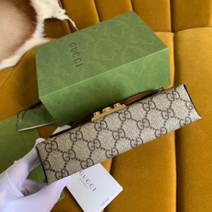 Gucci Double G Interlocking Pattern Crossbody Bag - Image 4