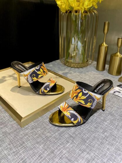 VERSACE New Printed Sandals High Heels - Image 4