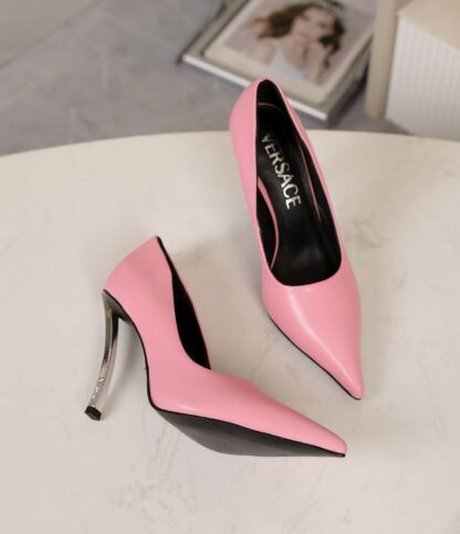 VERSACE new pointed leather high heels - Image 4