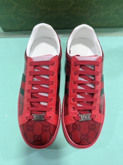 Gucci white shoes series