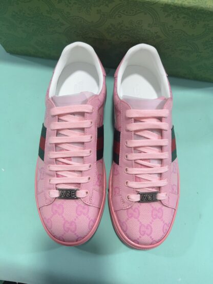 Gucci white shoes series