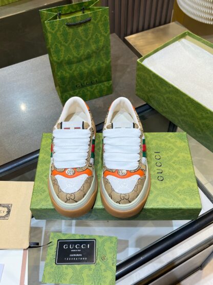 Gucci casual sneakers - Image 3