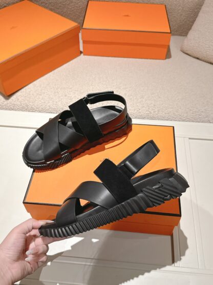 Hermes black comfortable casual style cross sandals with a bottom thickness of 4cm - Image 4