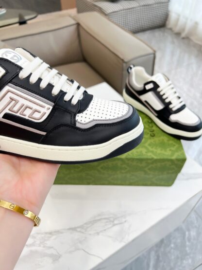 Gucci's latest hot-selling sneakers for couples - Image 5