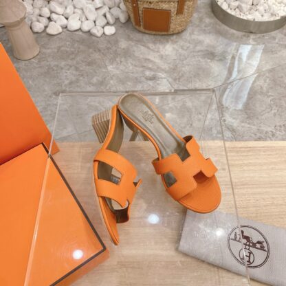 Hermès summer versatile classic orange thick heel sandals - Image 2