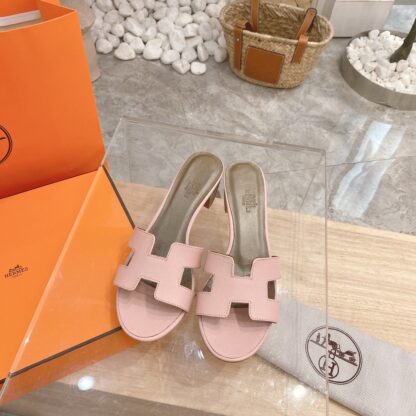 Hermes Palm Print Summer Classic Cowhide Pink Chunky Heel Sandals - Image 2