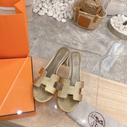 Hermès summer versatile classic gold palm pattern thick heel sandals - Image 2