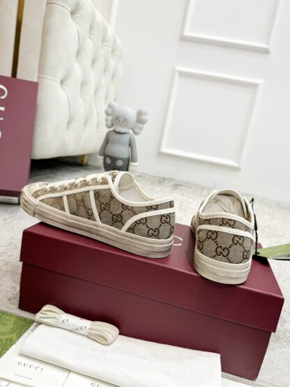 Gucci Lido series distressed casual shoes - Image 4