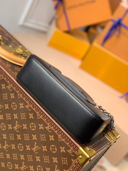 Louis Vuitton Arelle Water Ripple Underarm Bag - Image 4