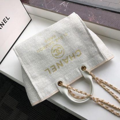 Chanel large capacity tote bag - Image 4