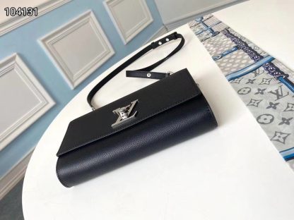 Louis Vuitton LOCKME CLUTCH handbag - Image 4