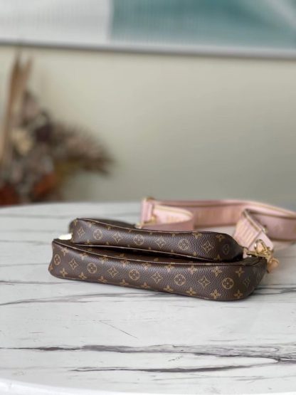 Louis Vuitton Multi Pochette Accessoires Handbag - Image 4