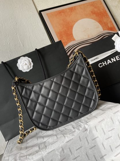 Chanel 24s hobo simple and elegant handbag - Image 4